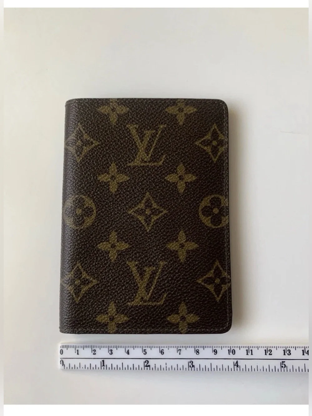 Louis Vuitton Monogram Travel Passport Cover - Brown/Gold